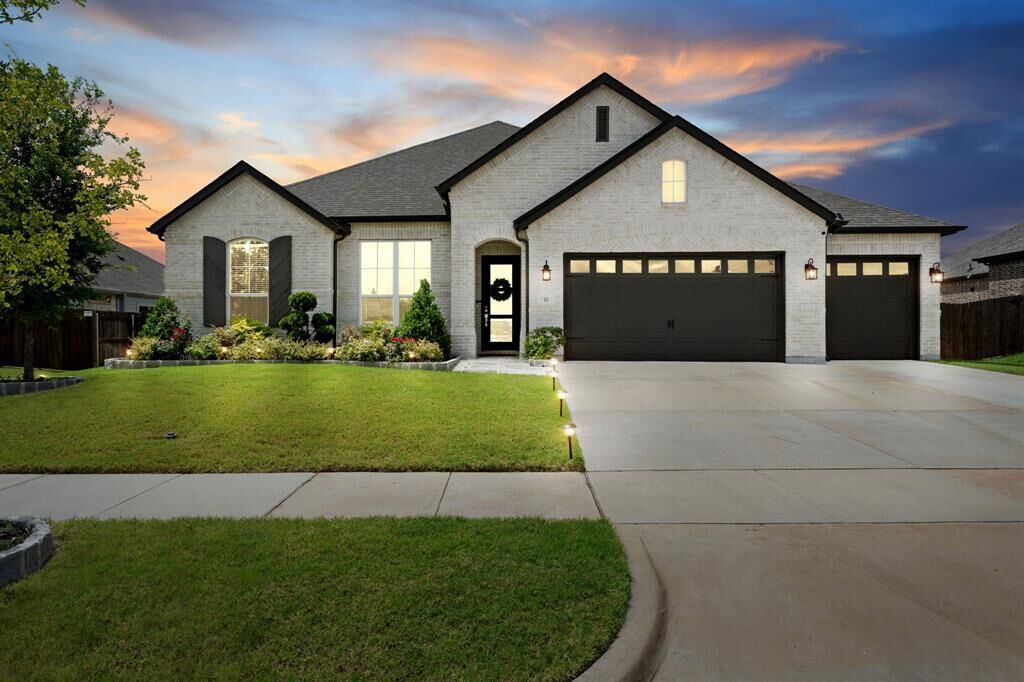 Property Photo:  436 Brushwood Lane  TX 75165 