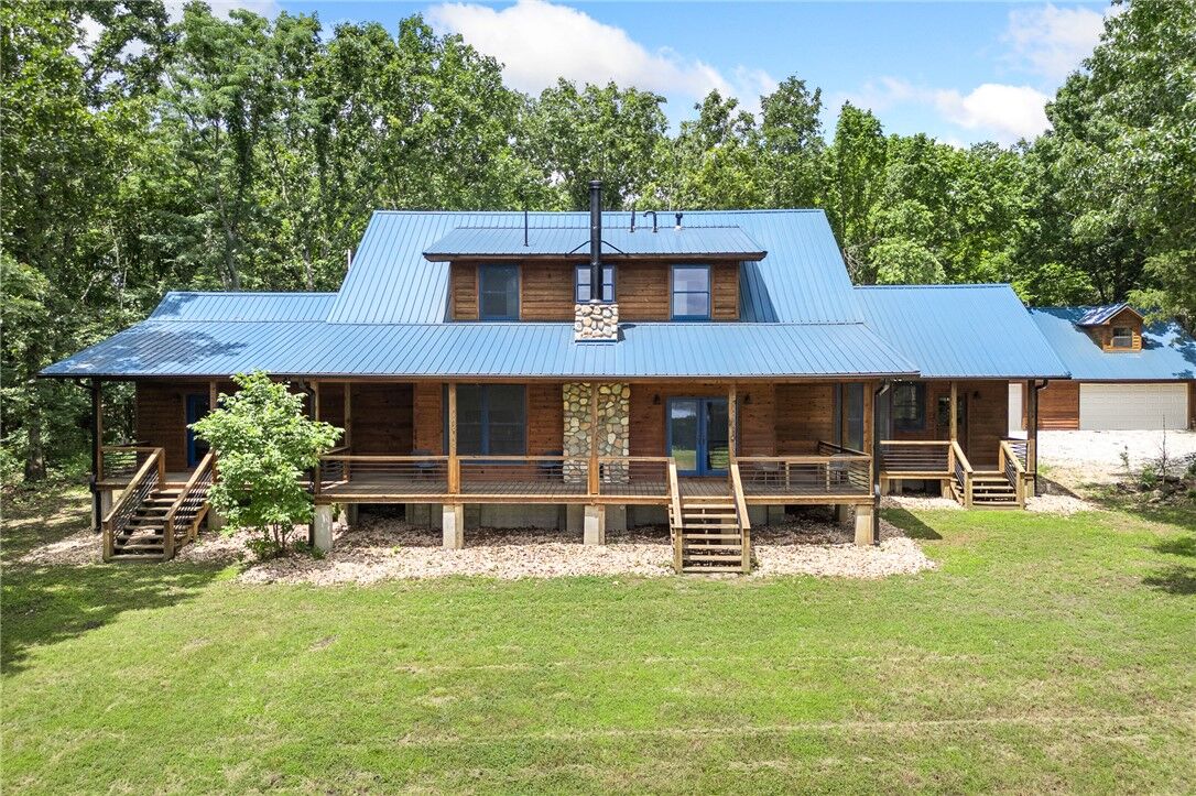 Property Photo:  20194 Horseshoe Bend Road  AR 72644 