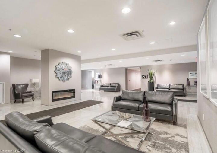 Property Photo:  81 Robinson Street 703  ON L8P 0B9 