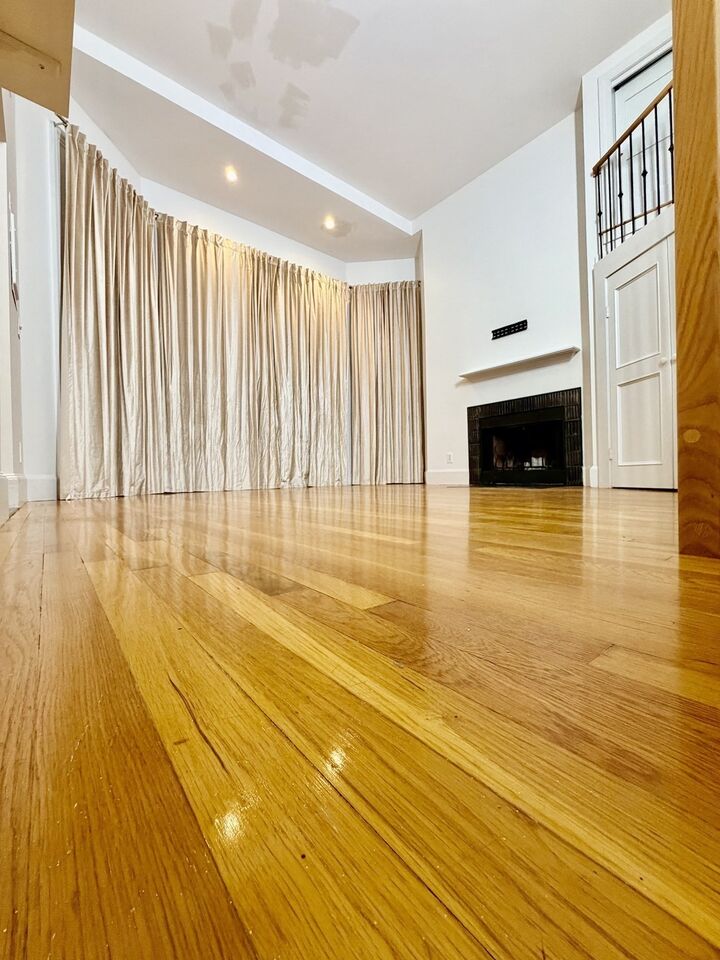 Property Photo: 328 Dartmouth St 8 MA 02116