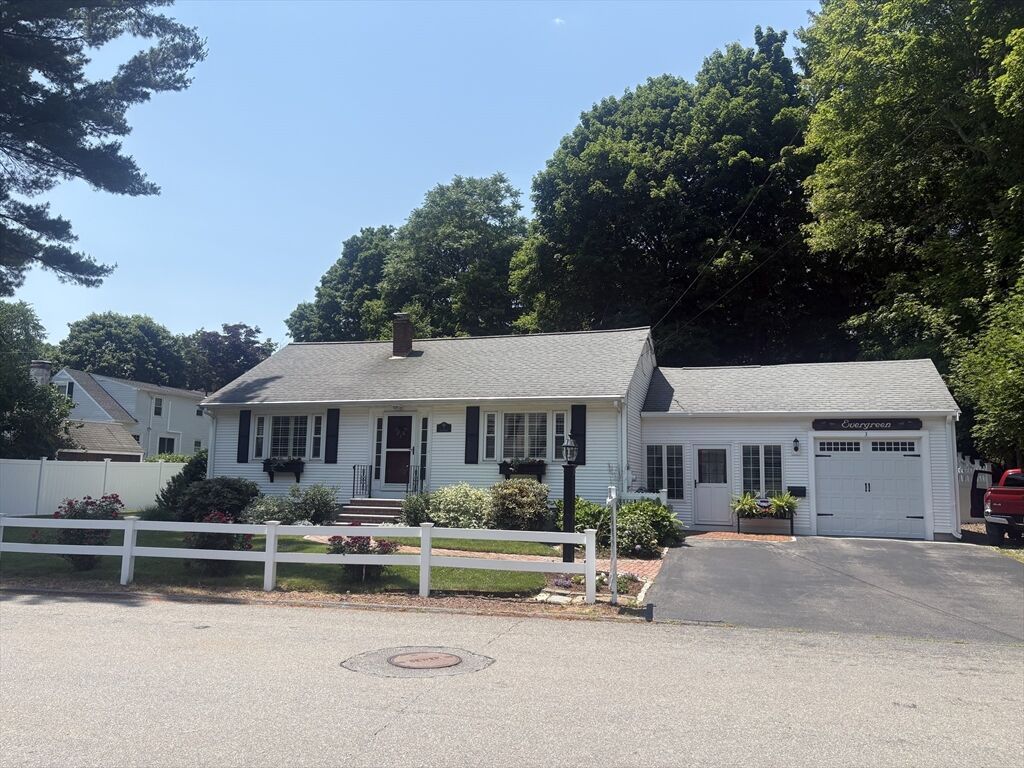 Property Photo:  3 Oneil Dr  MA 01581 