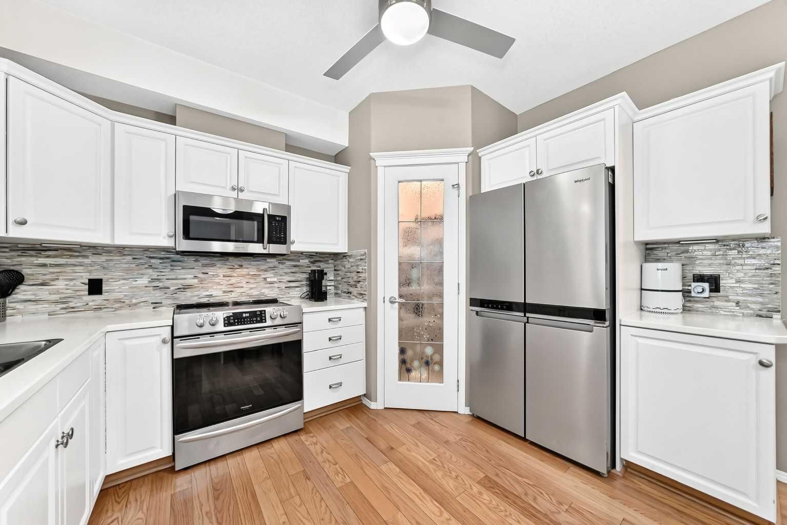 Property Photo:  15 Everstone Drive SW 161  AB T2Y 5B5 