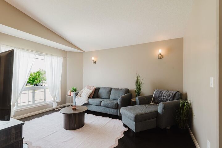 Property Photo:  8801 72 Avenue  AB T8X 0E3 