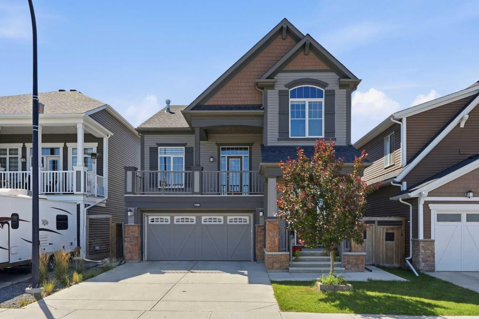 Property Photo:  108 Cityside Park NE  AB T3N 1J2 