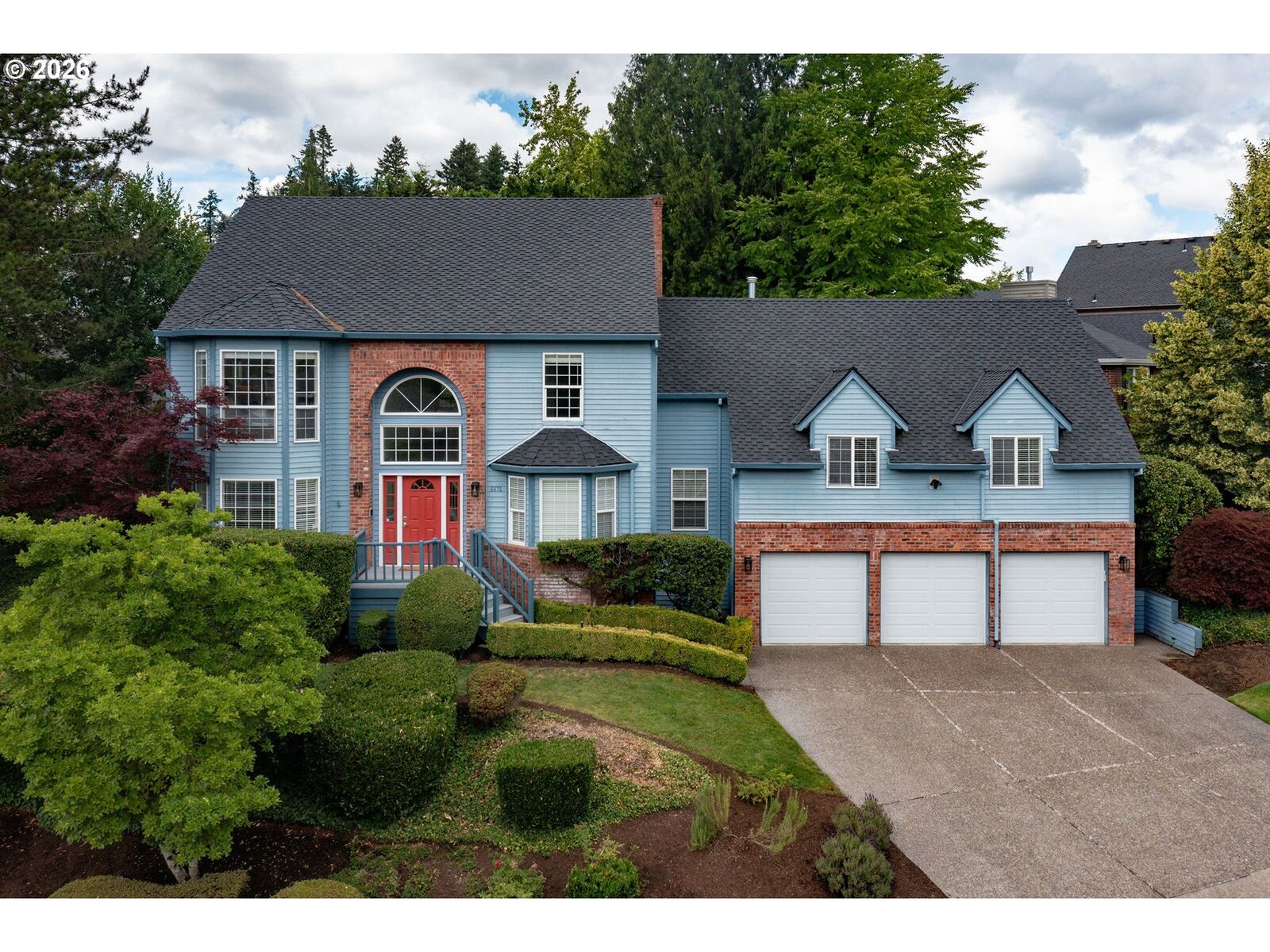Property Photo:  6475 SW Arranmore Ct  OR 97223 