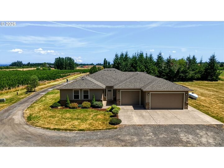Property Photo:  16425 S Babler Rd  OR 97045 