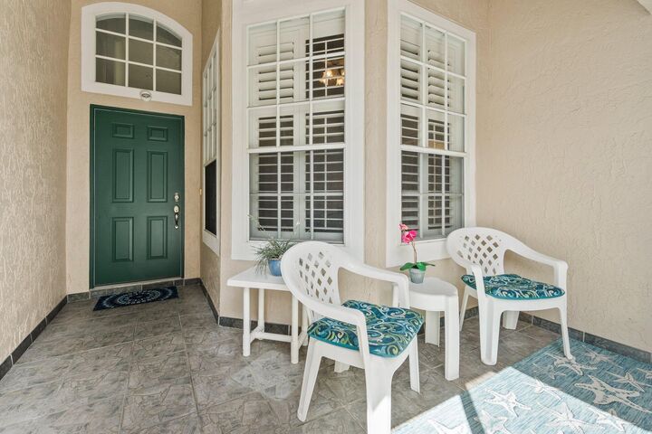 Property Photo:  1594 SW Harbour Isles Circle  FL 34986 