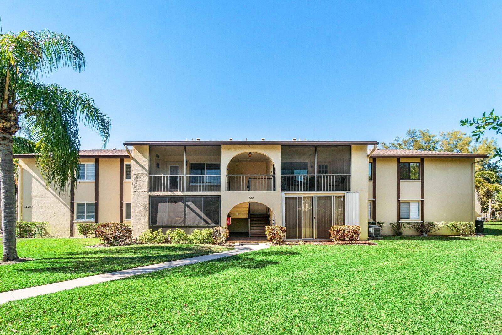 Property Photo: 322 Pine Ridge Circle A-2 FL 33463