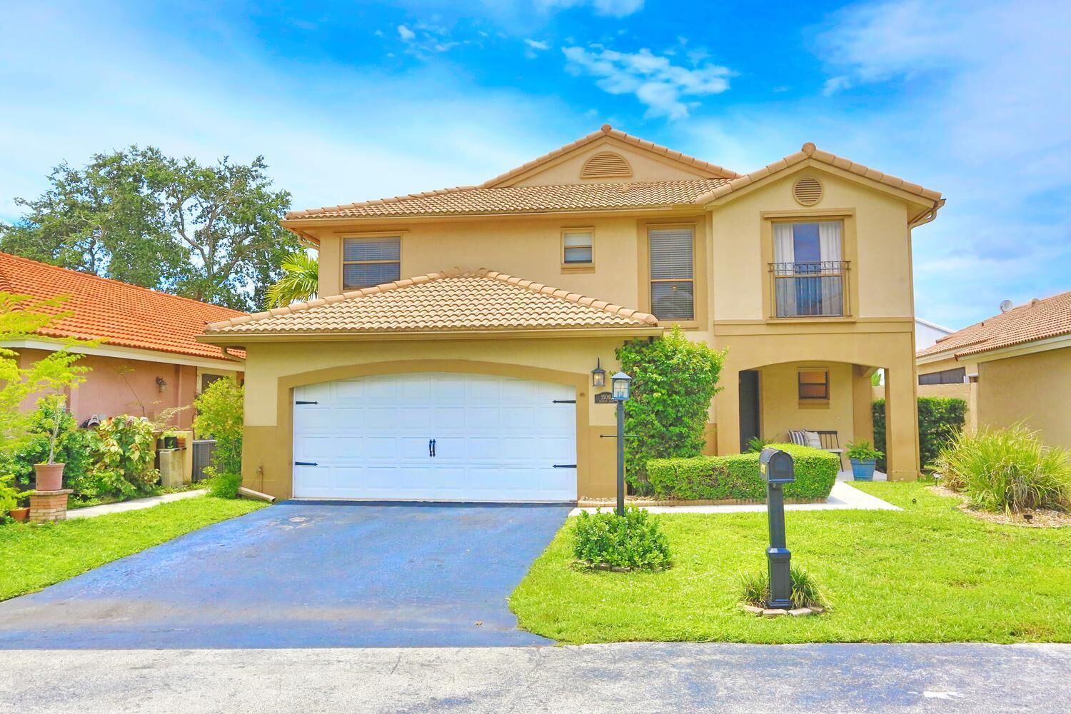 Property Photo:  15061 Durham Lane  FL 33331 