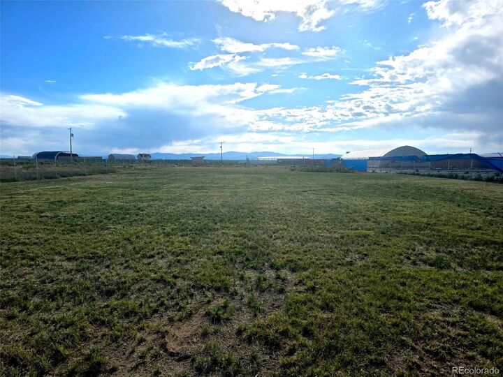 Property Photo:  827 S Regiel Boulevard  CO 81143 
