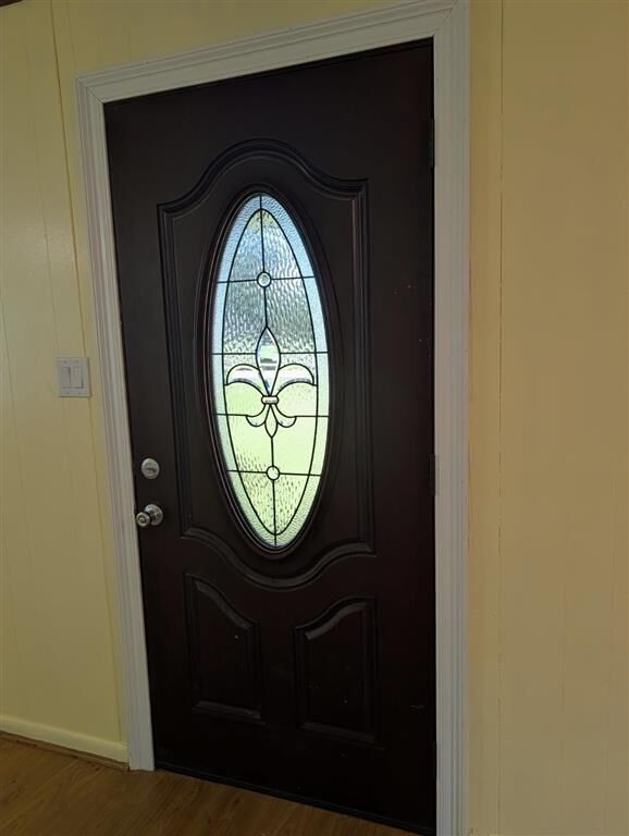 Property Photo: 623 S Louise Street S LA 70546