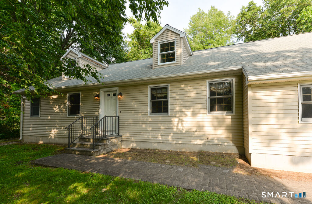 Property Photo:  53 Holbrook Road  CT 06483 