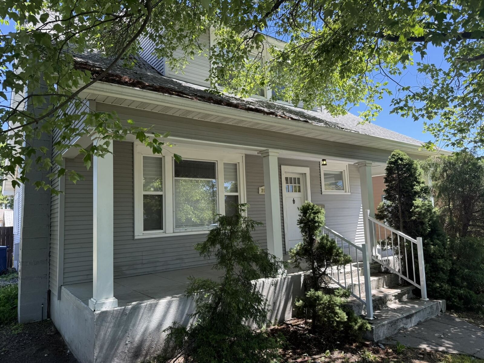 Property Photo:  2628 N Stone St  WA 99207 
