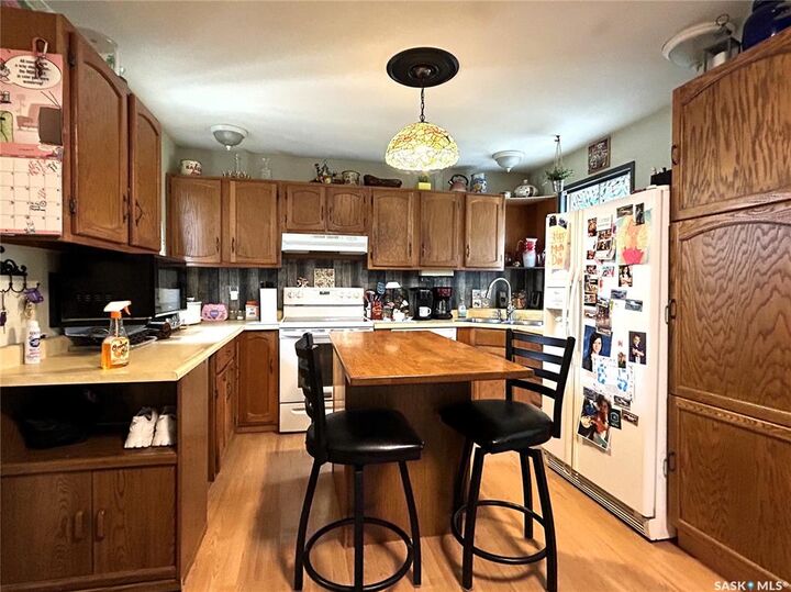 Property Photo:  238 Nesbitt Crescent  SK S7L 6E7 