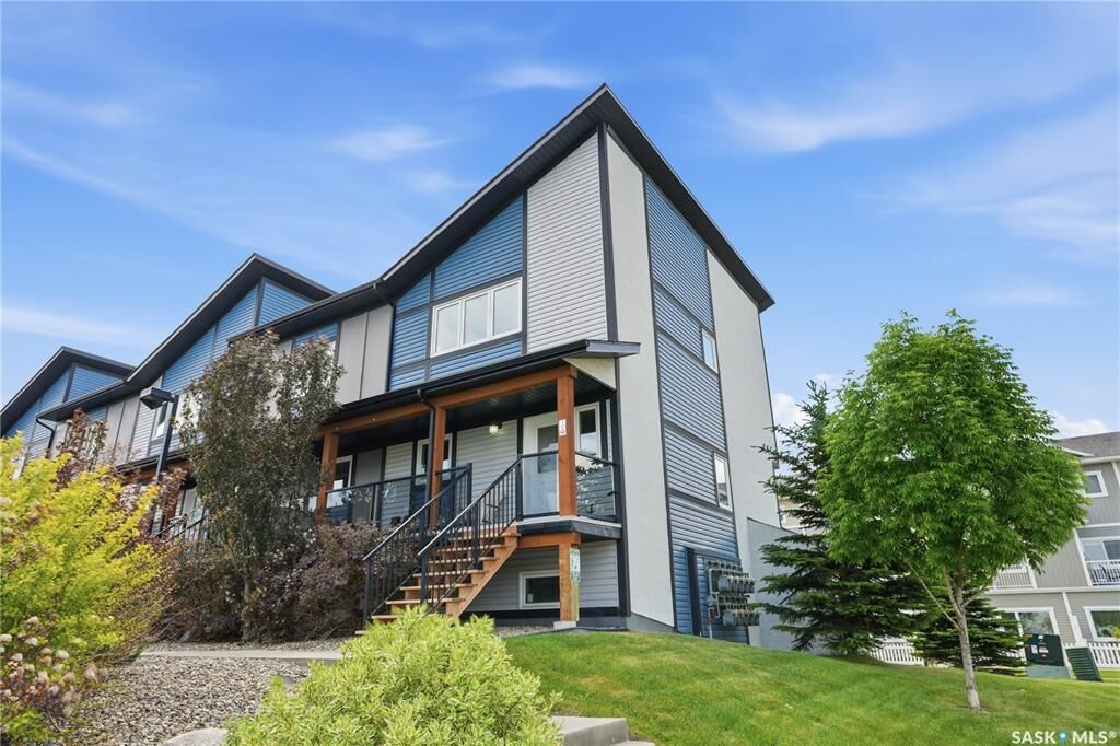 Property Photo:  130 Marlatte Crescent 1218  SK S7W 0W1 