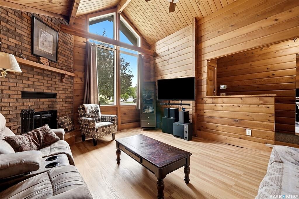 Property Photo: 1202 Catley Bay N SK S4X 3A2