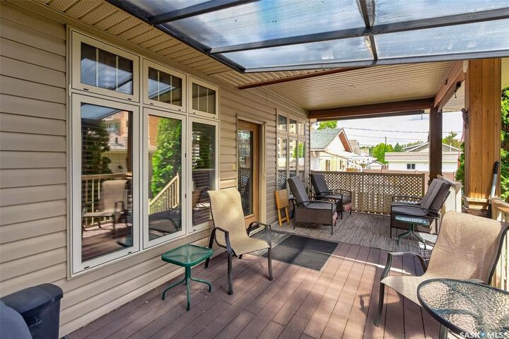 Property Photo: 155 Hochelaga Street E SK S6H 0N8