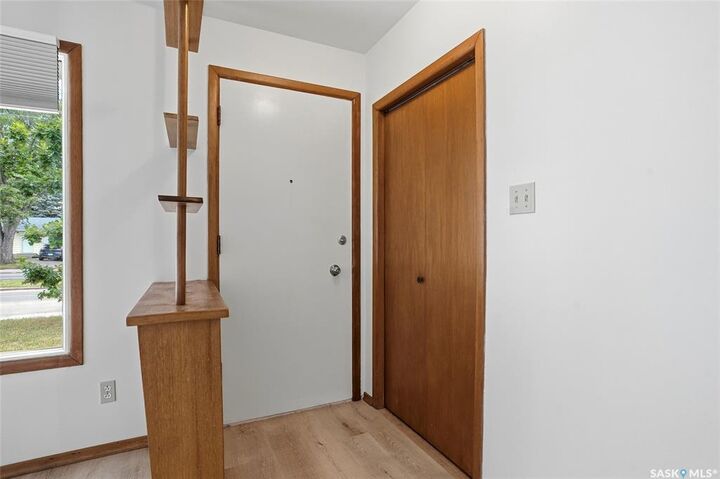 Property Photo:  1704 Preston Avenue S  SK S7H 2V8 