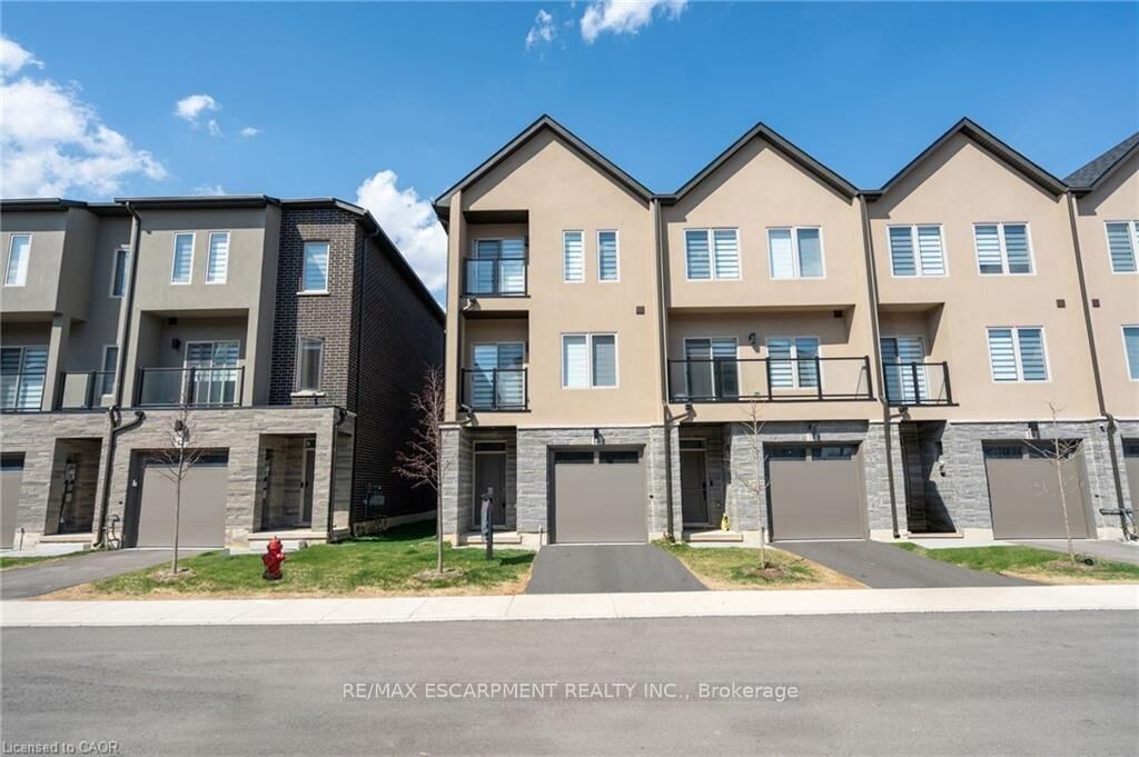 Property Photo:  15 Raspberry Lane  ON L0R 1W0 