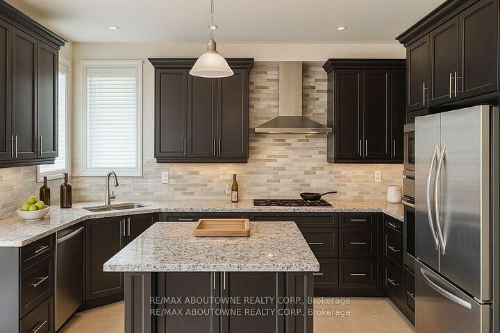 Property Photo: 586 Hidden Trail ON L6M 0N3
