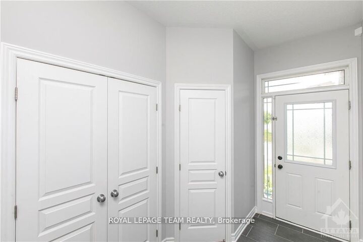 Property Photo:  257 Gossamer Street  ON K1W 0B2 