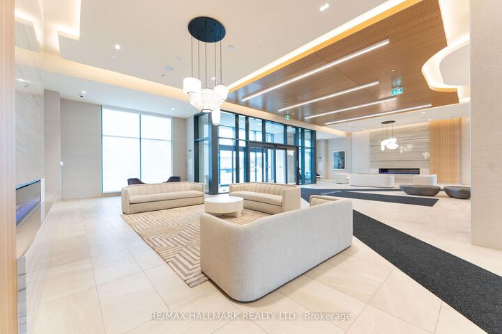 Property Photo:  8960 Jane Street 916  ON L4K 2M9 
