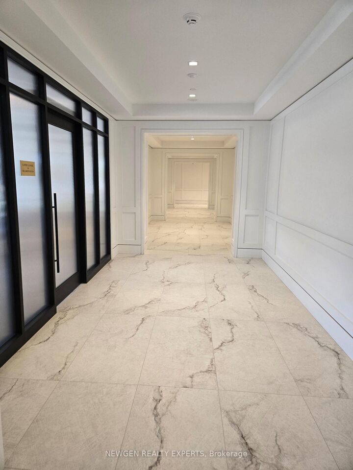 Property Photo:  4010 Eglinton Avenue W 414  ON M9P 1A6 