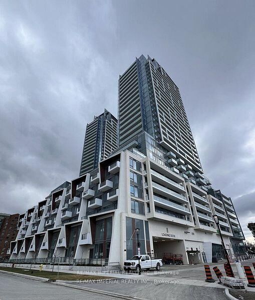 Property Photo:  7 Golden Lion Heights N1101  ON M2M 0C1 