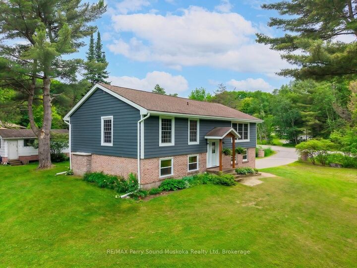 Property Photo: 109 North Road N ON P2A 2W9