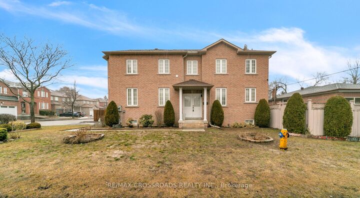 106 Craggview Drive — photo 1