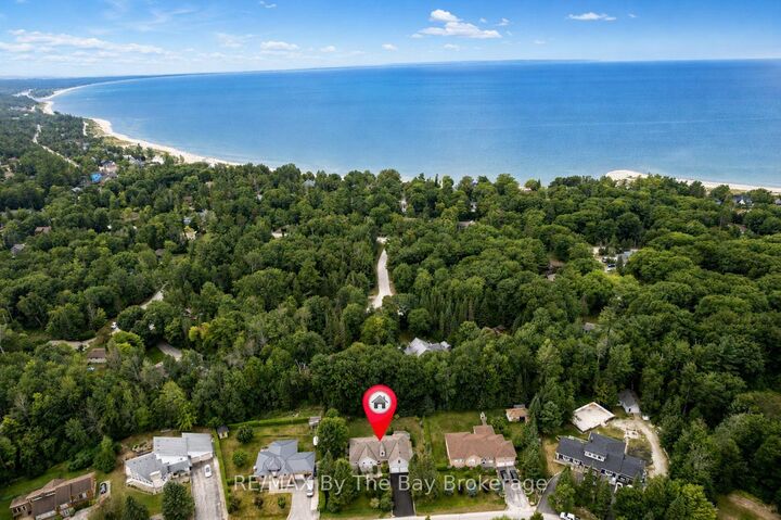 Property Photo:  28 Bridlewood Crescent  ON L9Z 1B4 