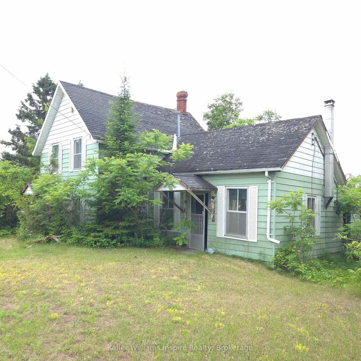 Property Photo:  10118 Highway 41 Highway  ON K0H 1Z0 