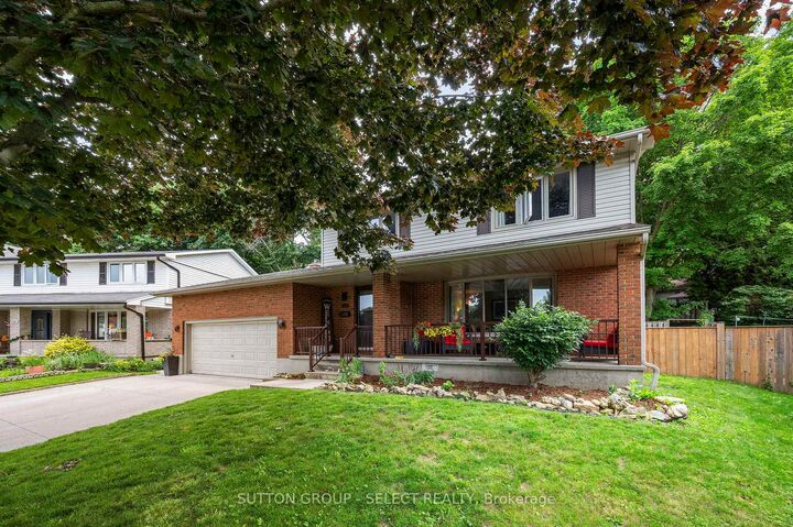 Property Photo: 286 Highview Crescent ON N6J 4E3