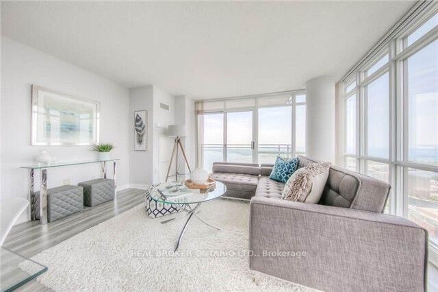 Photo de la propriété:  15 Fort York Boulevard 4512  ON M5V 3Y4 