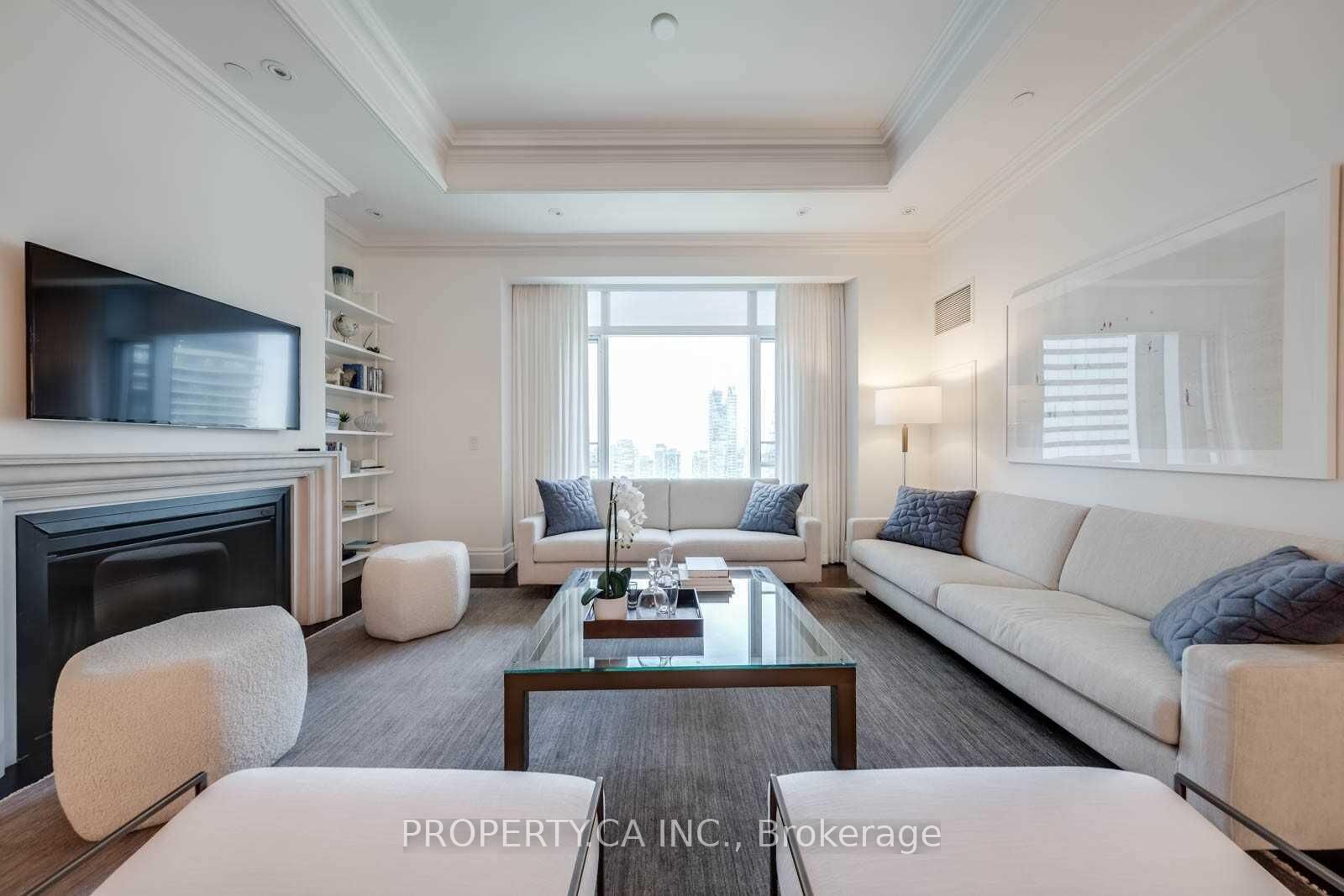 Photo de la propriété:  311 Bay Street 3706  ON M5H 4G5 