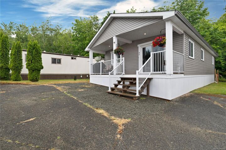 Property Photo:  951 Homewood Rd #86  BC V9W 3N7 