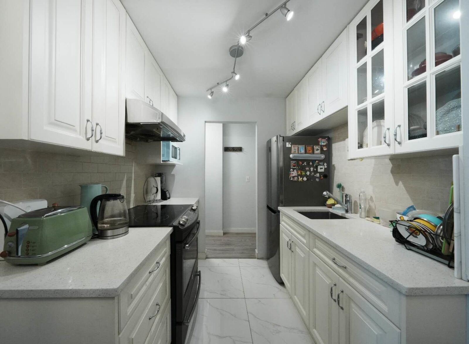 Property Photo: 7591 Moffatt Road 106 BC V6Y 1X9