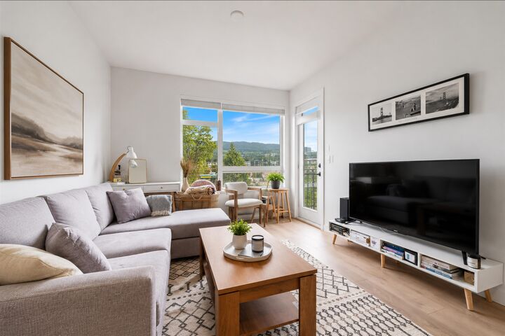 Property Photo:  3038 St George Street 303  BC V3H 0L3 