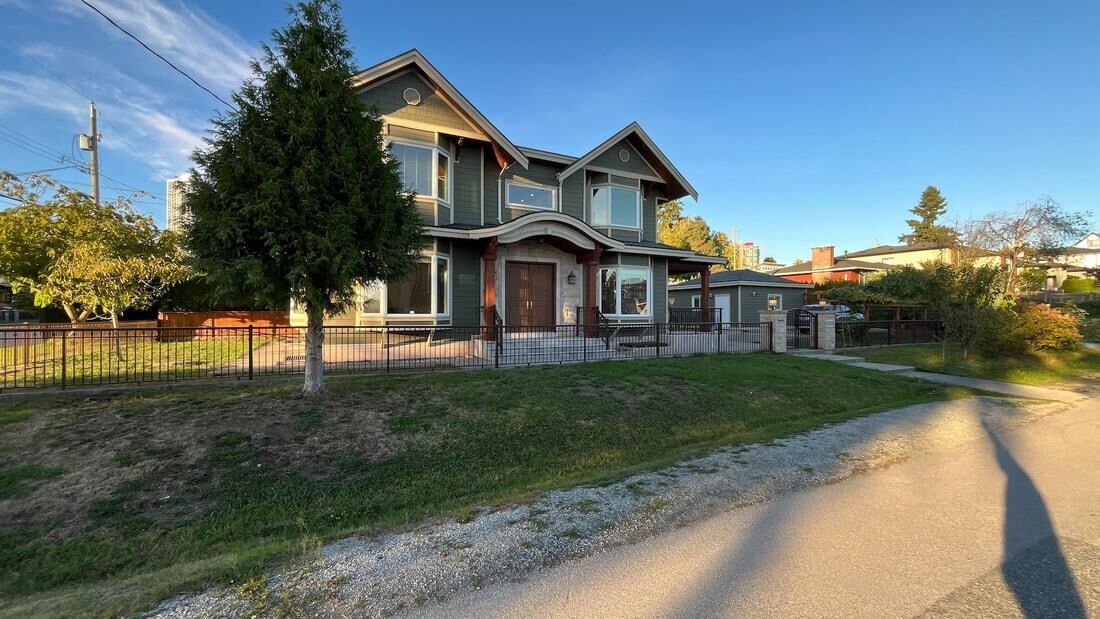 Property Photo: 4319 Greta Street BC V5J 1N9