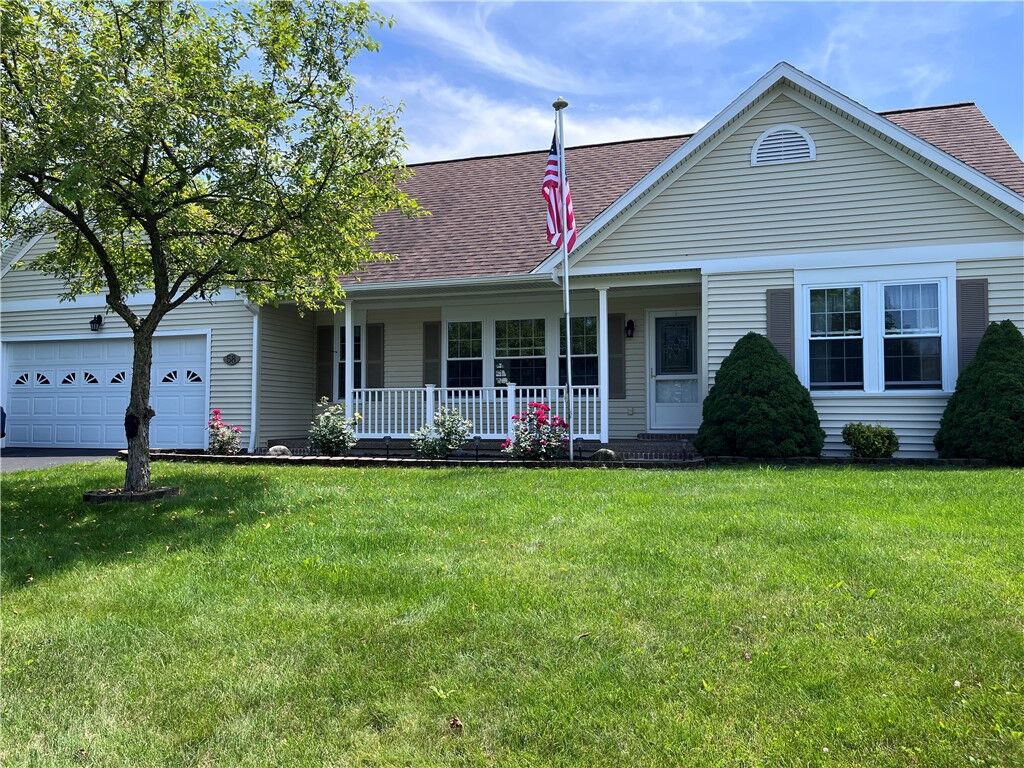 Property Photo:  58 Bay Heights Circle  NY 14456 