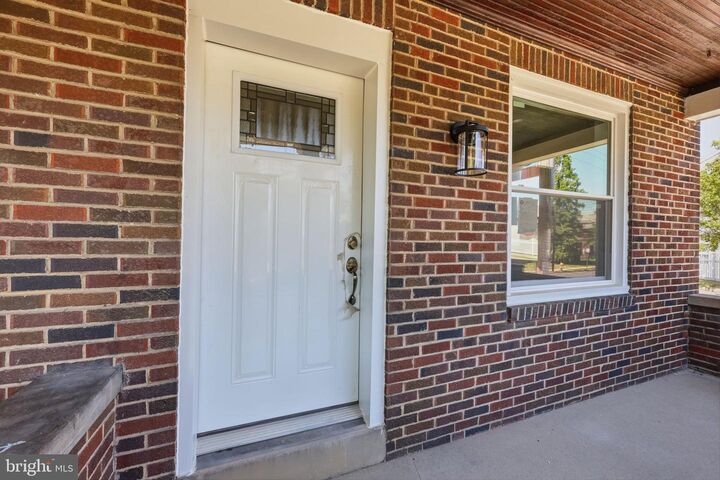Property Photo: 164 Tulpehocken Av PA 19611