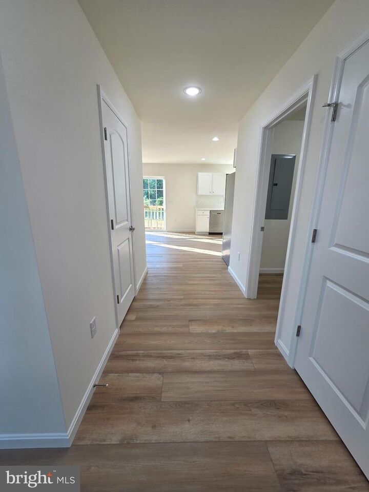 Property Photo:  411 W Reed Street  DE 19901 