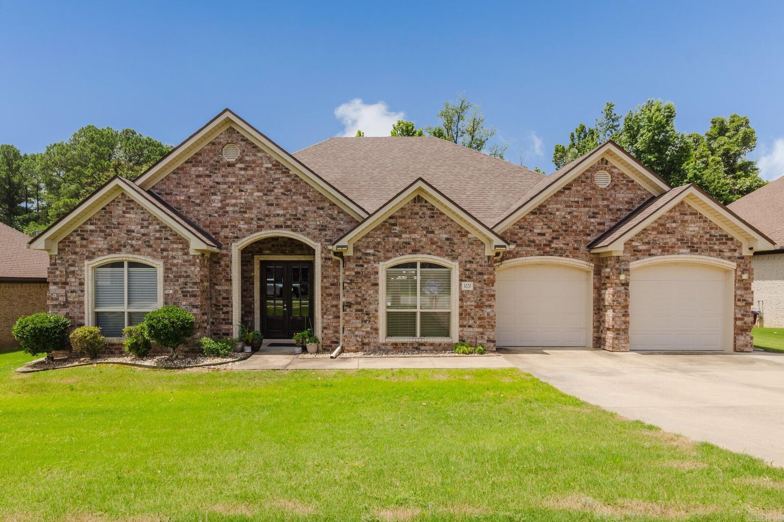 Property Photo:  3020 Olson Cir  AR 72022 