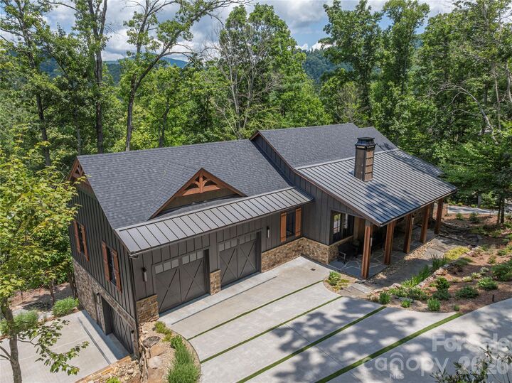 Property Photo: 28 Garren View Drive NC 28730