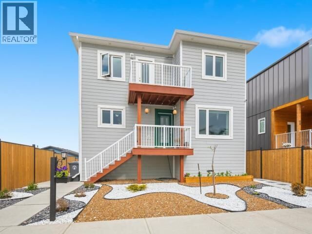 61 Evelyn Avenue — photo 1