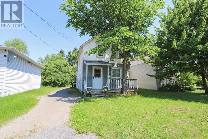 Property Photo: 36 Fauquier Ave ON P6B 2P1