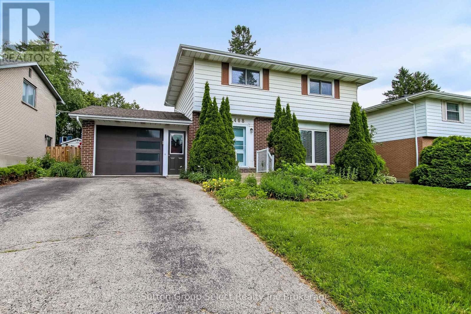 Property Photo: 468 Lee Avenue ON N4S 6Y3