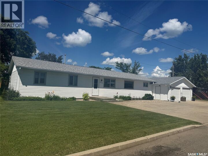Property Photo: 214 Taylor Street SK S0C 0M0