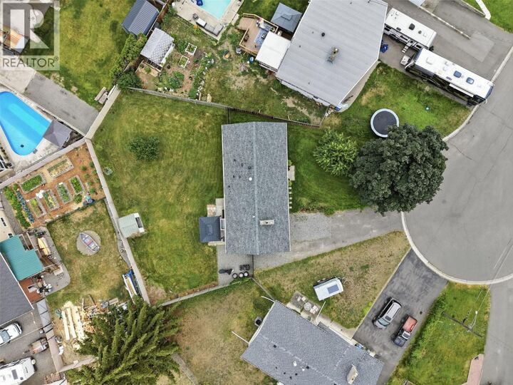 Photo de la propriété: 870 Sumac Place BC V2B 6R4
