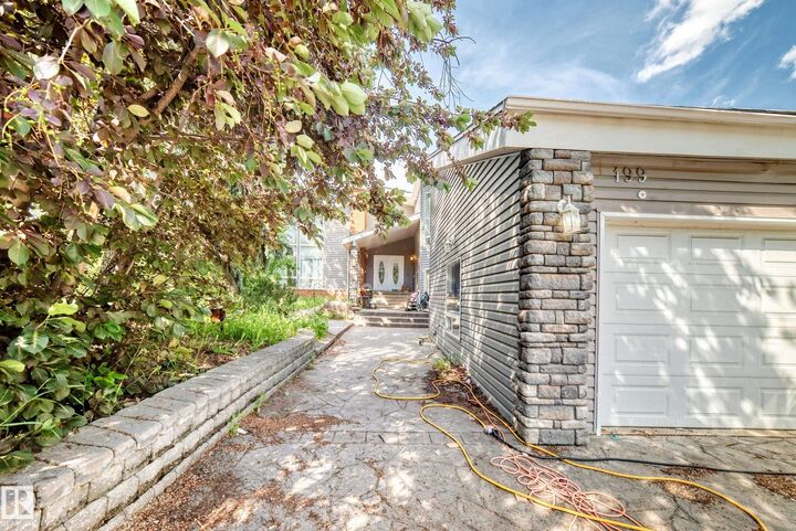 Property Photo:  199 Westridge Road NW  AB T5T 1B7 